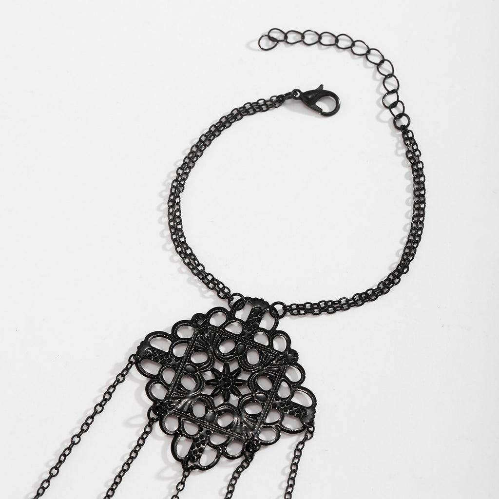 Goth Style Exaggerated Finger Tassel Bracelet